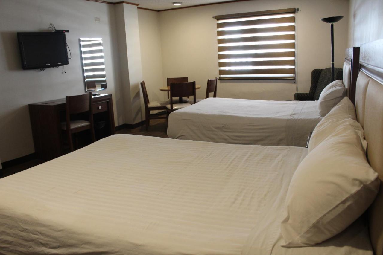 Hotel Adriana Hidalgo del Parral Esterno foto
