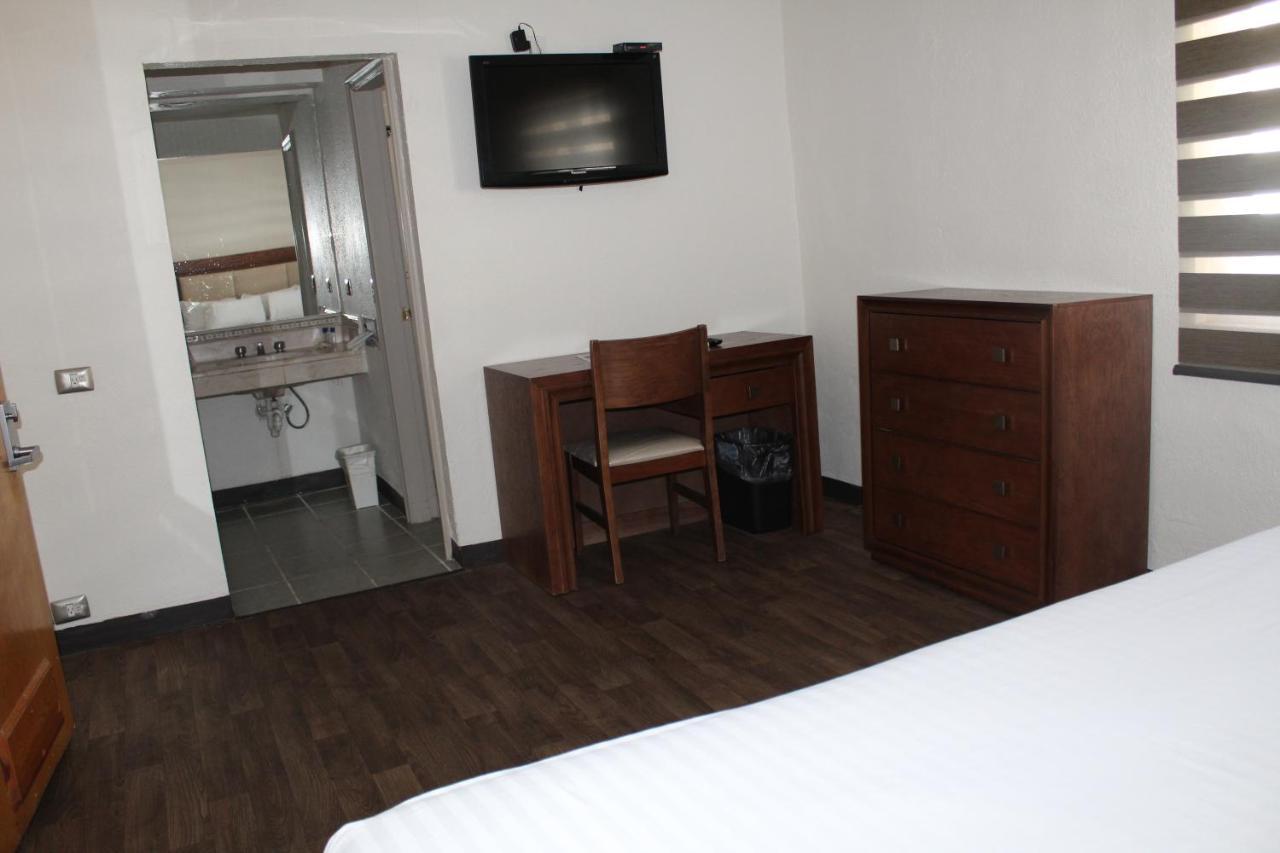 Hotel Adriana Hidalgo del Parral Esterno foto